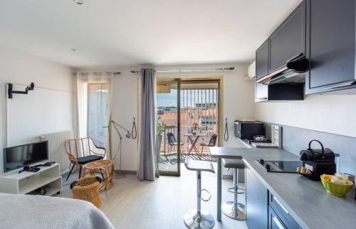 Le Mimosas - Studio Cannes centre - Vue mer Terrasse WIFI climatisation