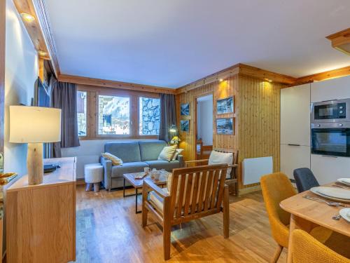 Appartement élégant avec wifi, au centre, pied des pistes, parking couvert, balcon sud/est, 6 pers.