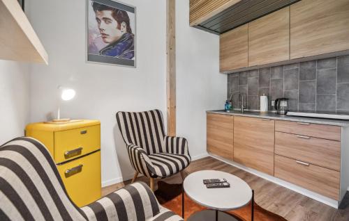 Η κουζίνα ή μικρή κουζίνα στο Stunning Apartment In Oberhof With Wifi