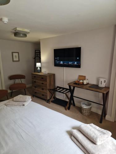 Katil atau katil-katil dalam bilik di The Lord Nelson Inn B&B