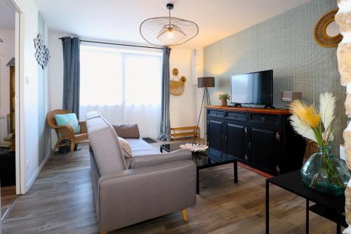 Photo de la galerie de l'établissement Gîte KERBOURC'H charmant et confortable, mer et plages à 3km, Ploudalmézeau, à Ploudalmézeau