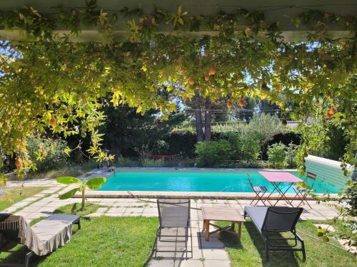 Family villa with pool in Aix-en-Provence
