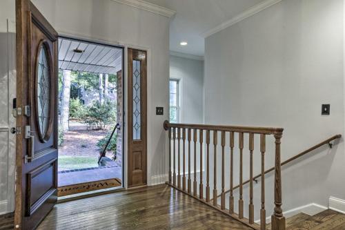 Galería fotográfica de Rustic Escape w Game Room and Modern Amenities en Pinehurst