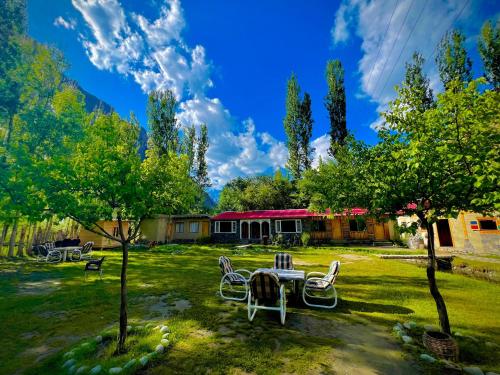 Zahrada ubytování Safari Resort Skardu