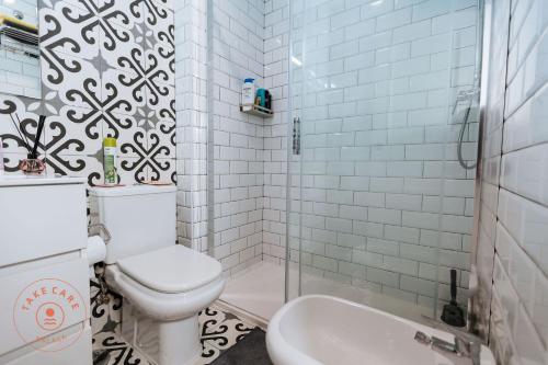 Kúpeľňa v ubytovaní Apartment in heart of Malaga - TCM