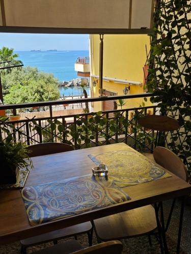 Imagine din galeria proprietății Hermosa Suite 195 în Salerno