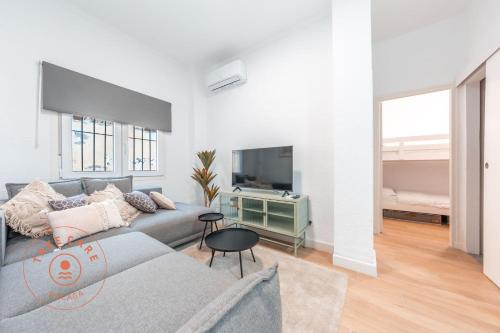 Cosy apartment with patio in Malaga - TCM