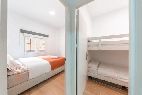 Cosy apartment with patio in Malaga - TCM