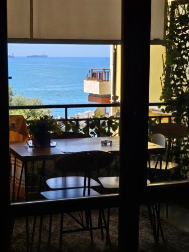 Imagine din galeria proprietății Hermosa Suite 195 în Salerno