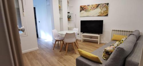 Tranquilo apartamento en Chueca IN2Iz5