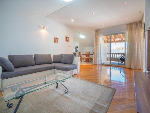 Et opholdsområde på Apartment Olga-5 by Interhome