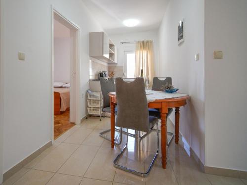 Apartment Olga-4 by Interhome