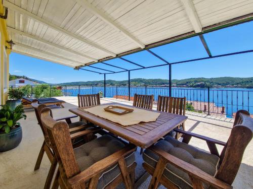 Apartment Čipčić-3 by Interhome