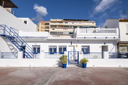 Beachfront studio, el Palo - TCM