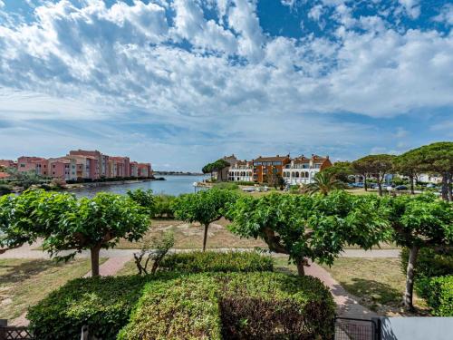 Apartment Caraibes-3 by Interhome