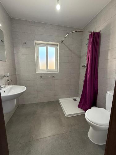 Koupelna v ubytování 4-Bedroom Apartment in Pietà P4