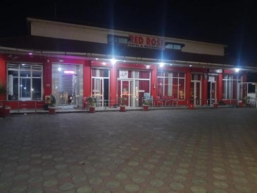Galería fotográfica de RedRose Hotel & Resort Mansehra en Mānsehra