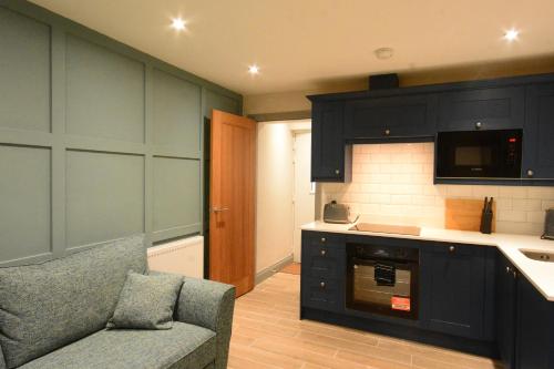 Kuchyň nebo kuchyňský kout v ubytování Durham City Cottages