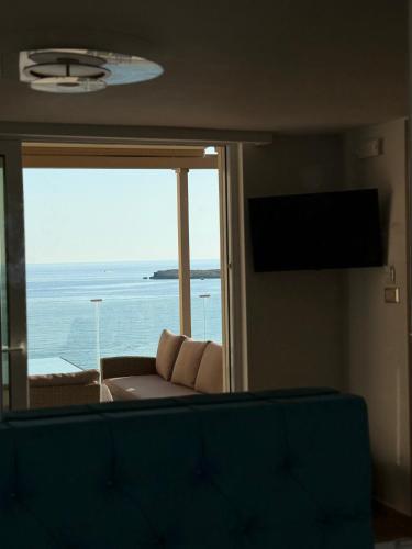 Eteà Sea Penthouse-In the heart of chania