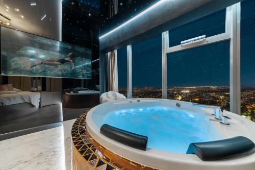 Фотография из галереи In The Sky - Apartamenty w Sky Tower во Вроцлаве