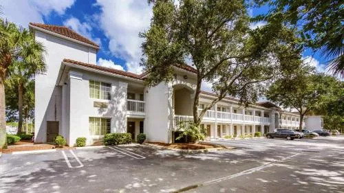 Studio 6 Extended Stay - Coral Springs, FL- Fort Lauderdale in Coral Springs