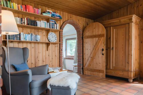 Perpustakaan di rumah percutian