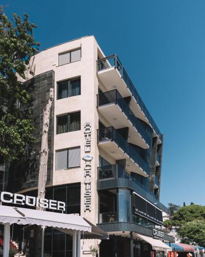 Fotografie z fotogalerie ubytování ApartHotel Cruiser Luxury v destinaci Ulcinj