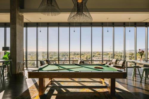 Φωτογραφία από το άλμπουμ του Sonder by Marriott Bonvoy Mill Ave Apartments Tempe σε Tempe