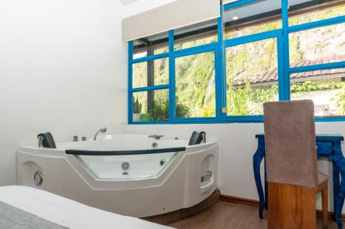 Fotografie z fotogalerie ubytování Hotel De Mi Pueblo v destinaci Baños