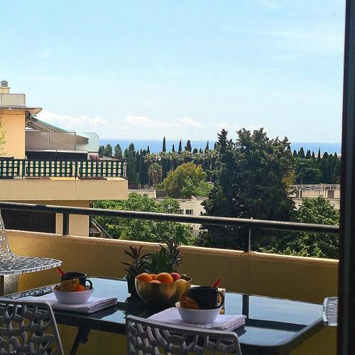 Beautiful 3-room apartment sea view photo 9