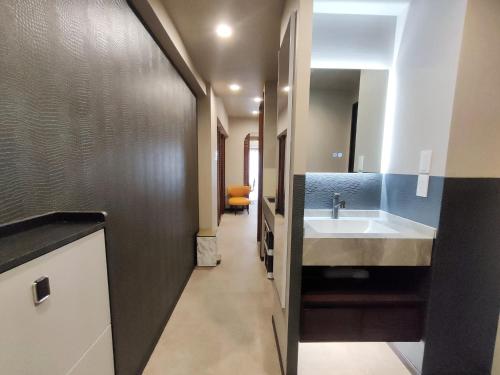 D1 东京新宿高田马场温馨两室民宿 Shinjuku T akadanobaba Cozy 2BR Apart ment 步行可达车站 山手线直达涩谷新宿池袋 适合家庭朋友情侣旅行长期入住 Quiet Family St ay in Tokyo