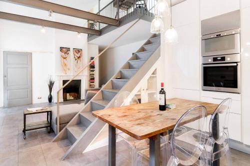 Welkhom Bocconi Loft 2Bdr and 2Bth