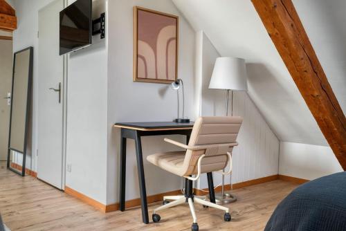Eagle Suite Charmante Dachgeschosswohnung mit Design & Ausblick