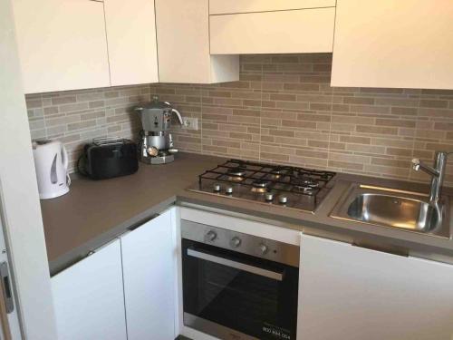 Apartament 76 mt2 Milano fiera city self check-in