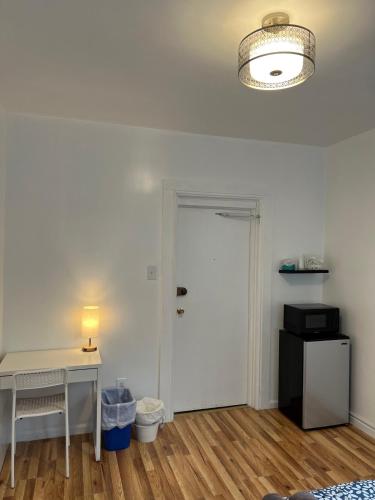 Postel nebo postele na pokoji v ubytování Hudson Guest House