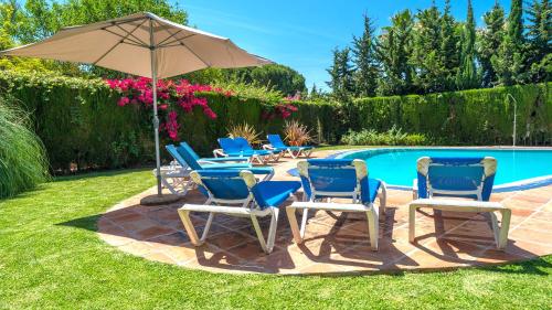XPCE Artola Playa - Villa de Lujo con pista de padel privada y piscina