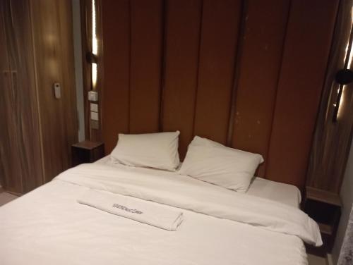 Cama ou camas em um quarto em Edebengz lodge