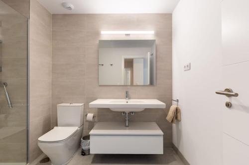 Casa Rosas-luxury central apt Las Mesas Estepona
