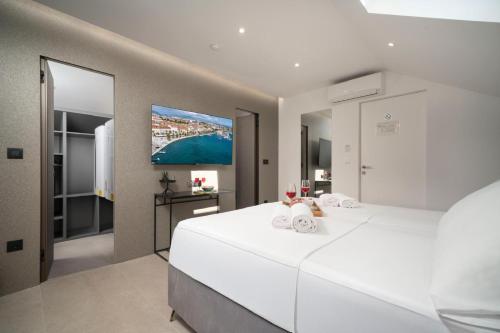 Patricia & Gemini Luxury Rooms