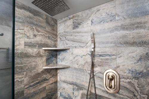 Et badeværelse på White Sands Village#225