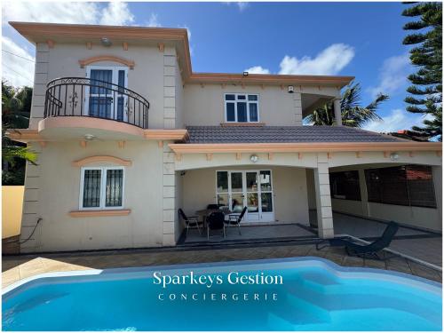 SG11 Maison Victoria - Trou aux Biches