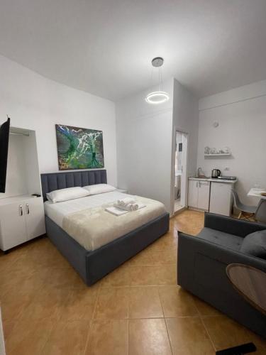 Llit o llits en una habitació de Eni Rooms