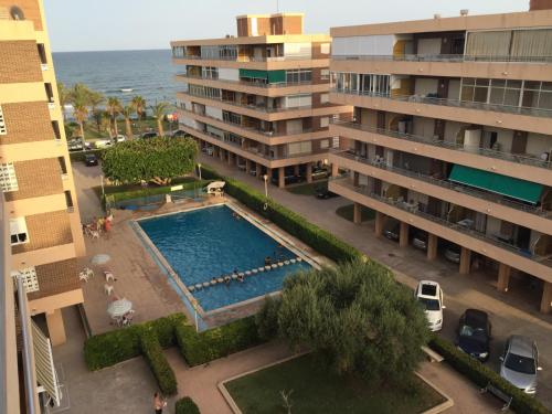 Attikawohnung 3,5 Zimmer, direkt am Meer