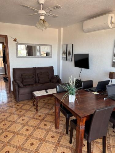 Attikawohnung 3,5 Zimmer, direkt am Meer