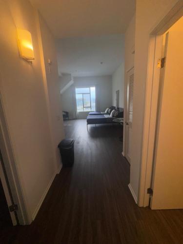 Awesome Loft at Hollywood FREE Parking photo 19