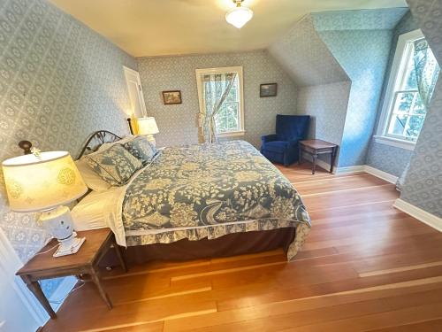 Postel nebo postele na pokoji v ubytování Geiser Grand Hotel