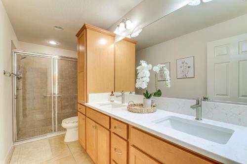 A bathroom at Less Than 1 Mi to Brownwood Paddock Square Home with Patio!