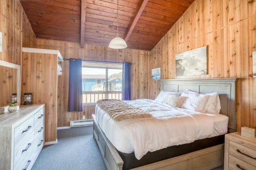 Postel nebo postele na pokoji v ubytování Moolack Shores Inn