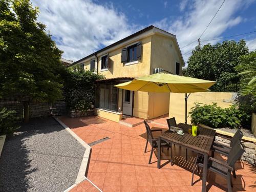 Apartments with parking space Kostrena, Rijeka - 20958