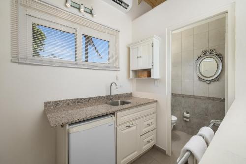 Koupelna v ubytování 5BR Villa Vista with Exclusive Pool by Bocobay